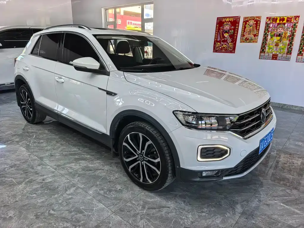 Volkswagen T-Roc — фото 4