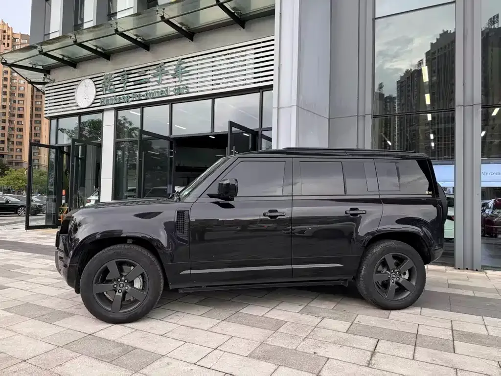Land Rover Defender — фото 6