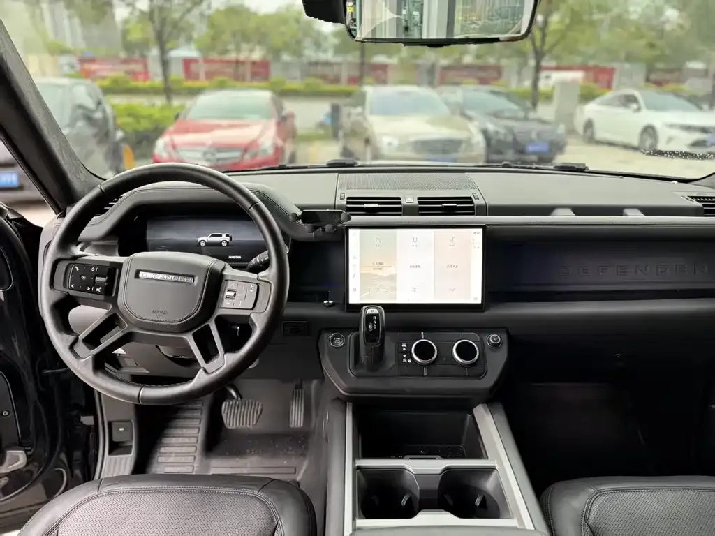 Land Rover Defender — фото 3