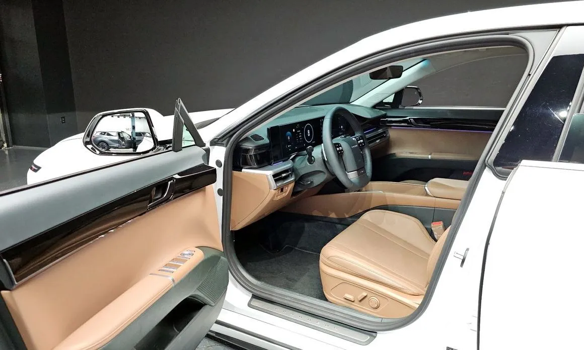 Hyundai Grandeur 2024 из KR, фото 6