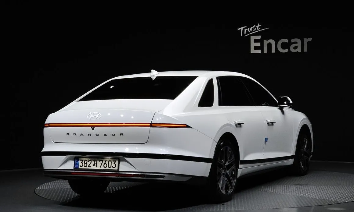 Hyundai Grandeur 2024 из KR, фото 4
