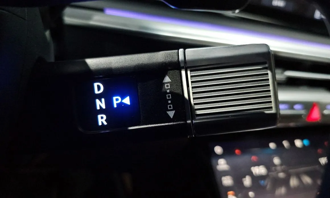 Hyundai Grandeur 2024 из KR, фото 5