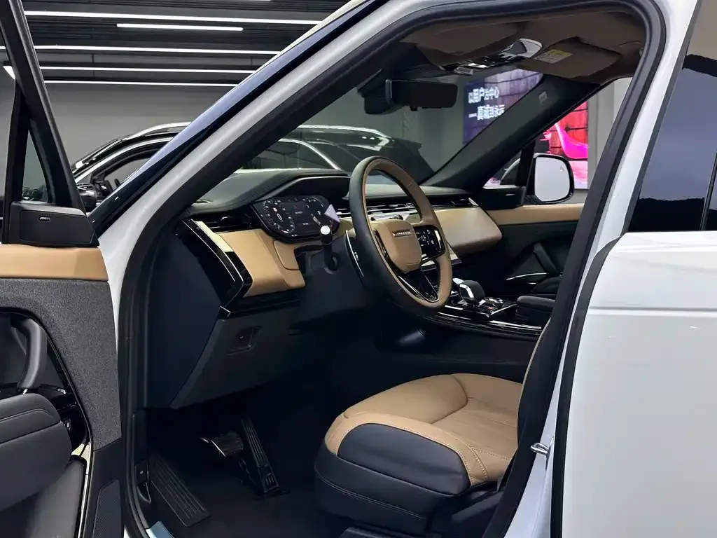 Land Rover Sport 2023 из CN, фото 8