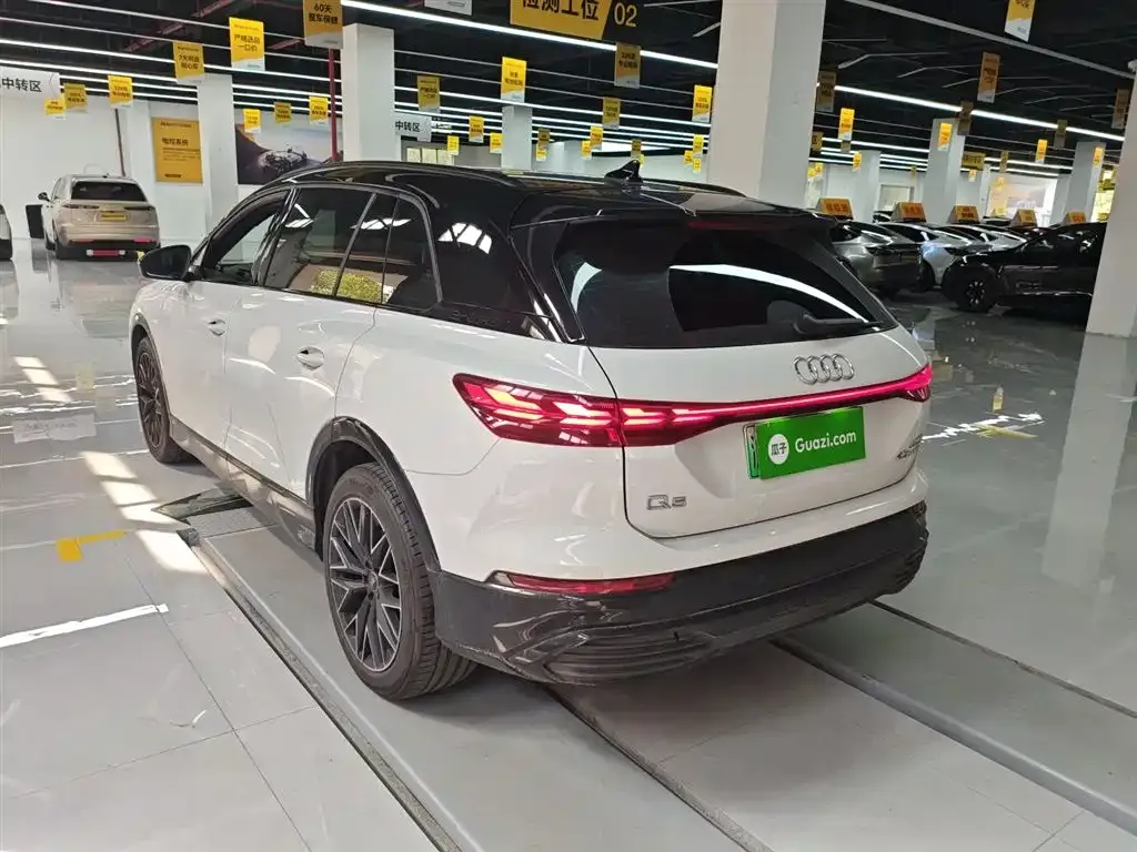 Audi Q5 e-tron 2023 из CN, фото 10