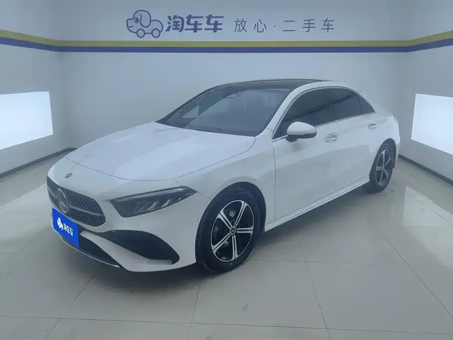 Mercedes-Benz A-Class — фото 1