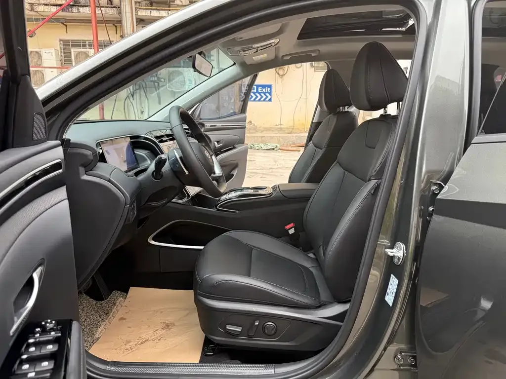 Hyundai Tucson 2023 из CN, фото 9