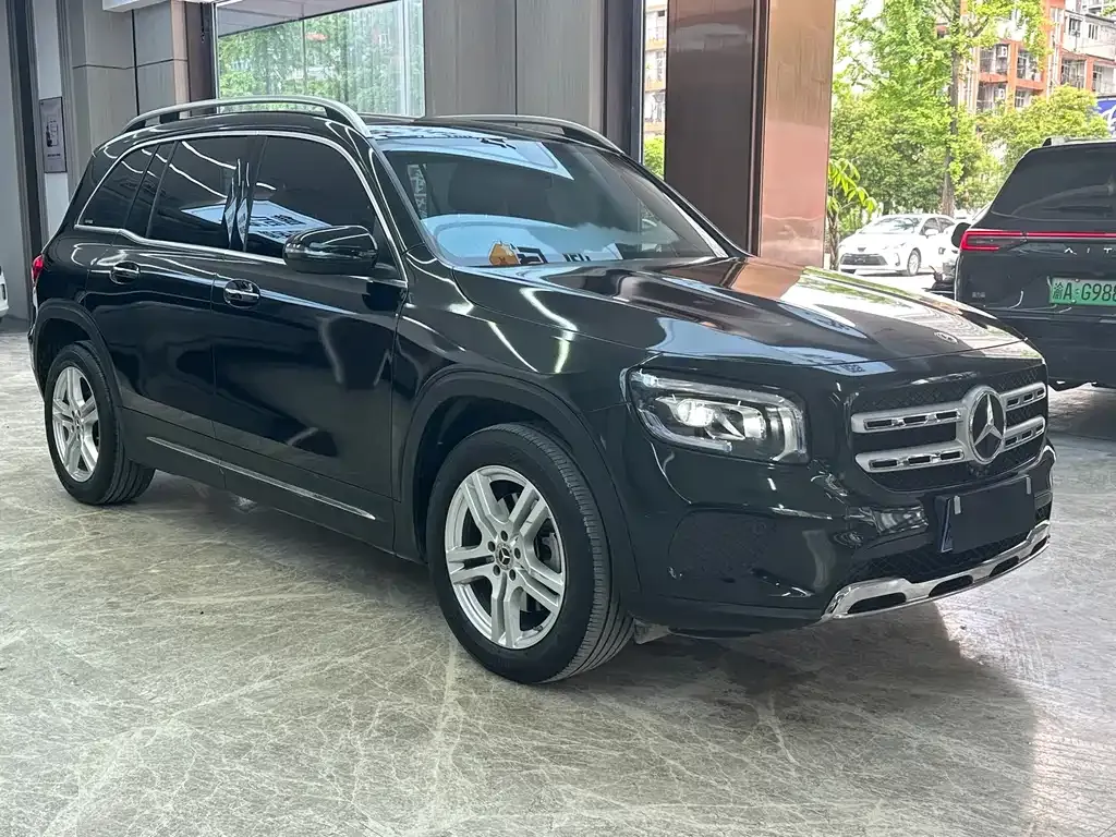 Mercedes-Benz GLB — фото 5