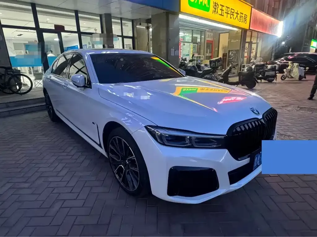 BMW 7 Series 2021 из CN, фото 3