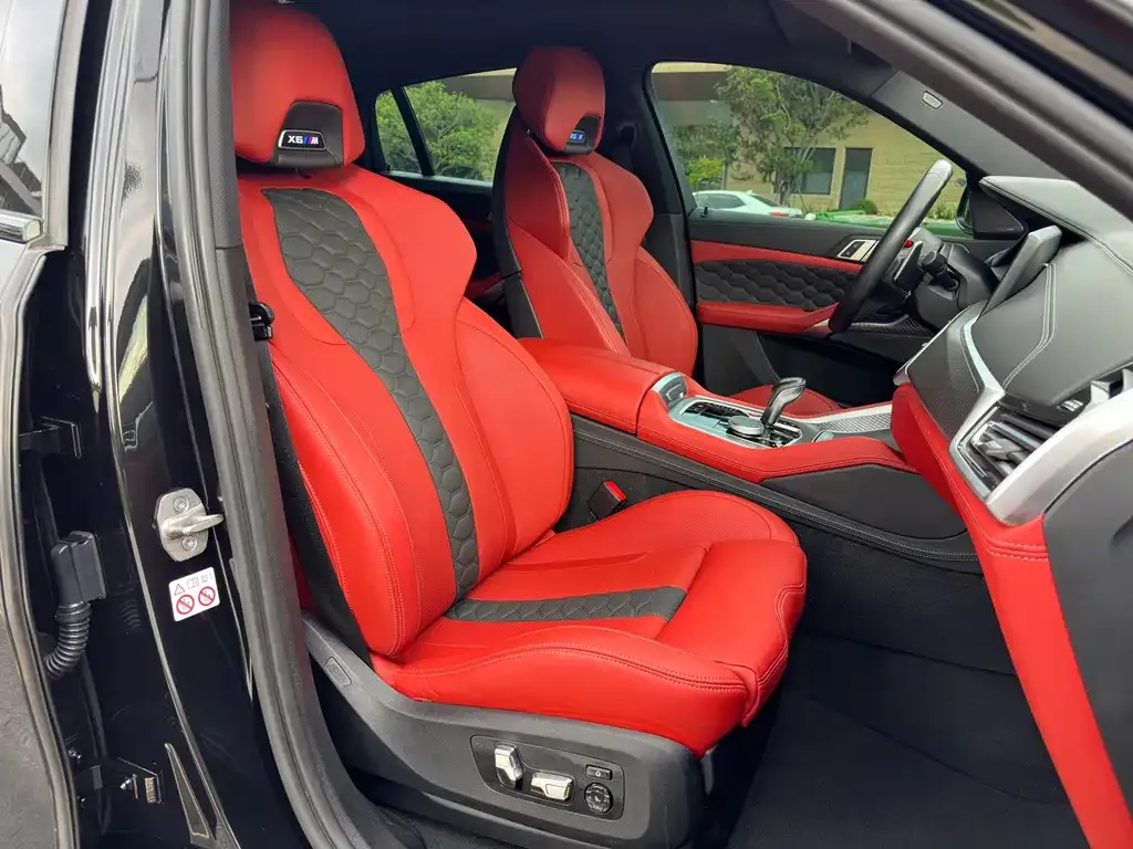 BMW X6 M 2022 из CN, фото 8