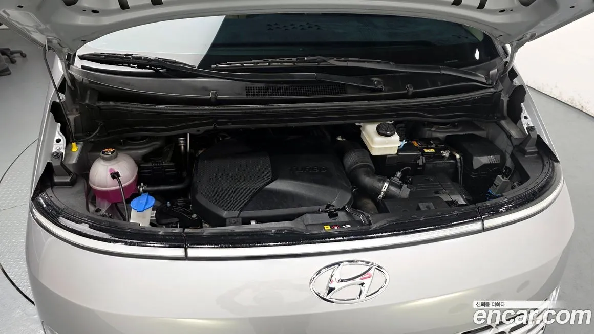 Hyundai Staria 2023 из KR, фото 10