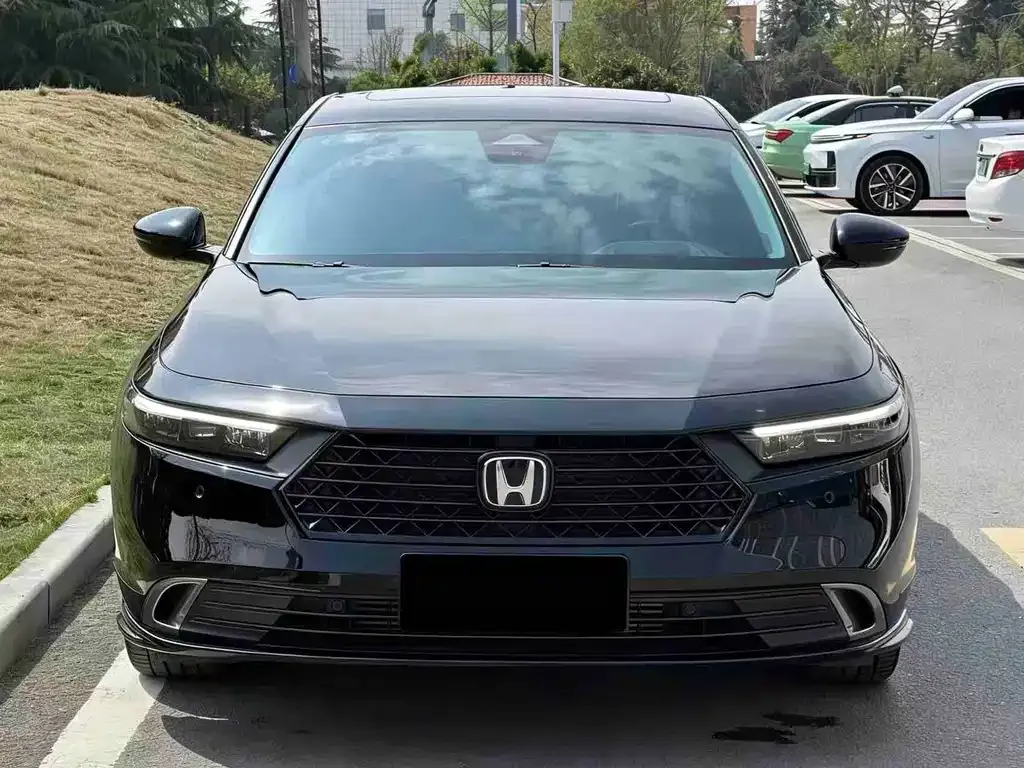 Honda Accord — фото 3
