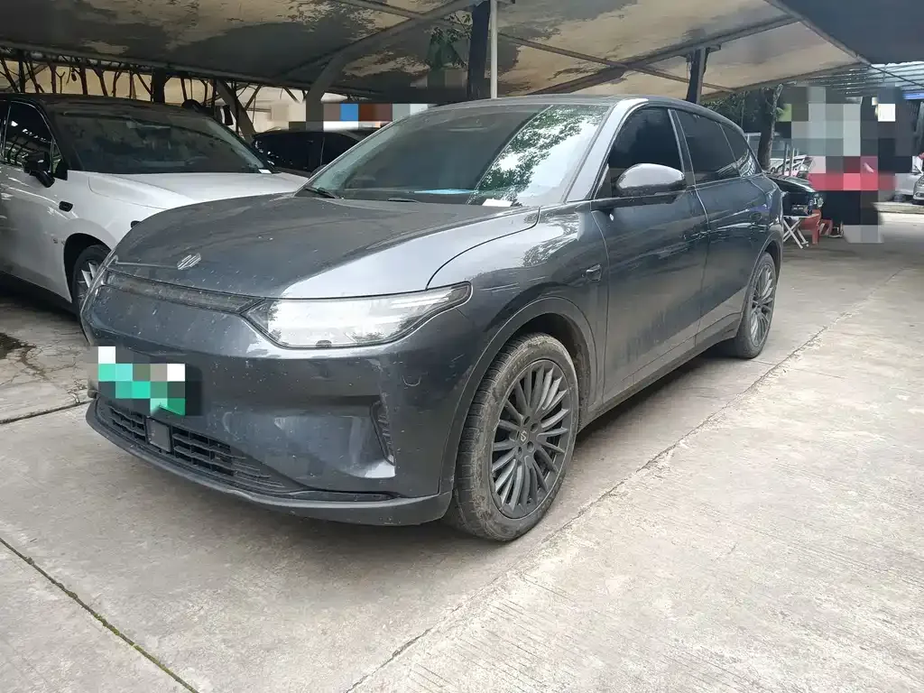 Leapmotor C11