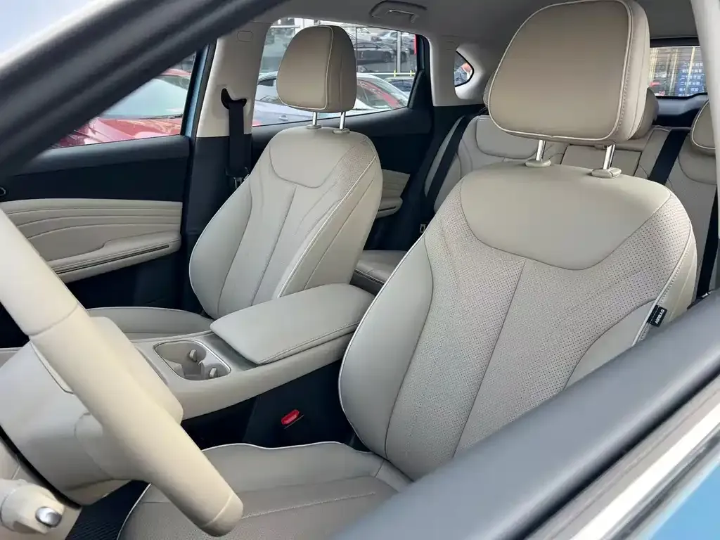 Baojun Yunhai 2025 из CN, фото 2