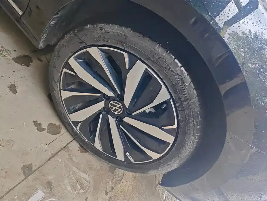 Volkswagen Passat — фото 9