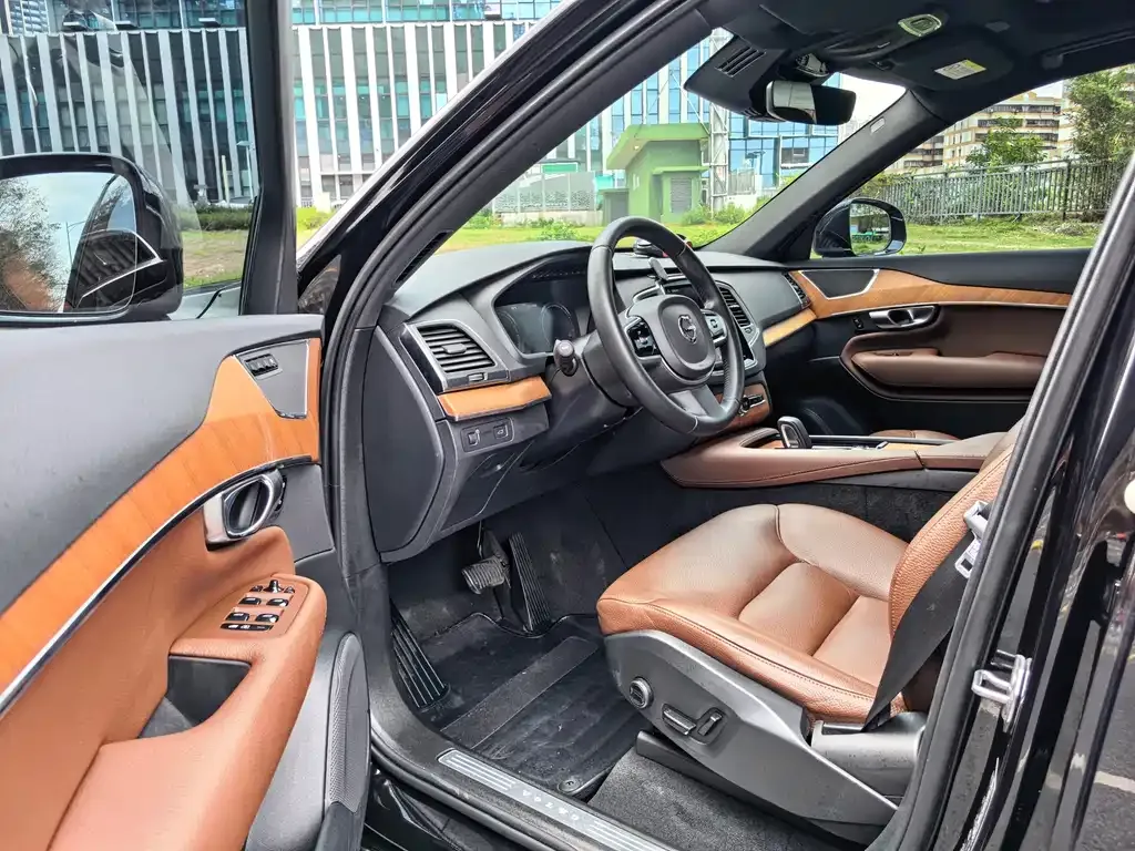 Volvo XC90 2021 из CN, фото 6
