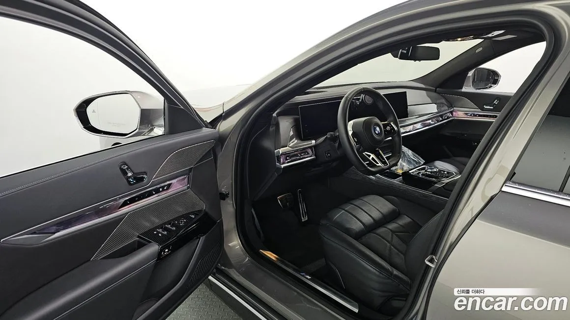 BMW i7 2024 из KR, фото 7