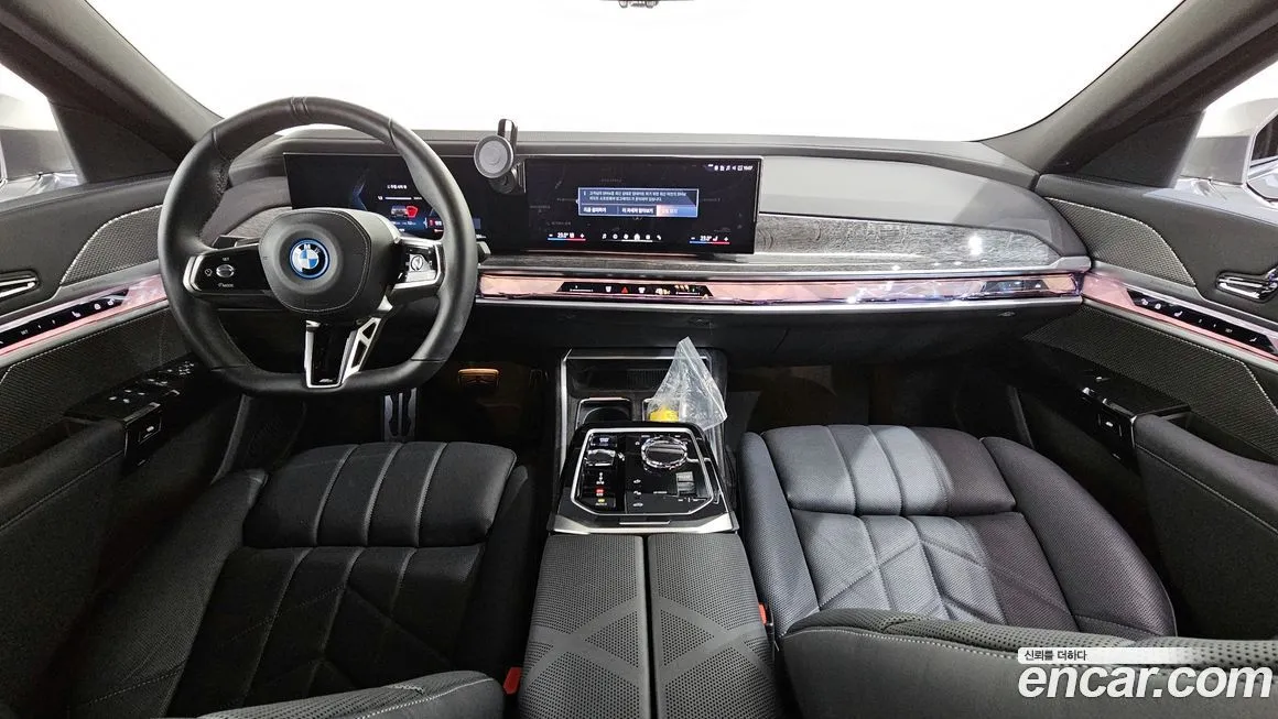 BMW i7 2024 из KR, фото 10