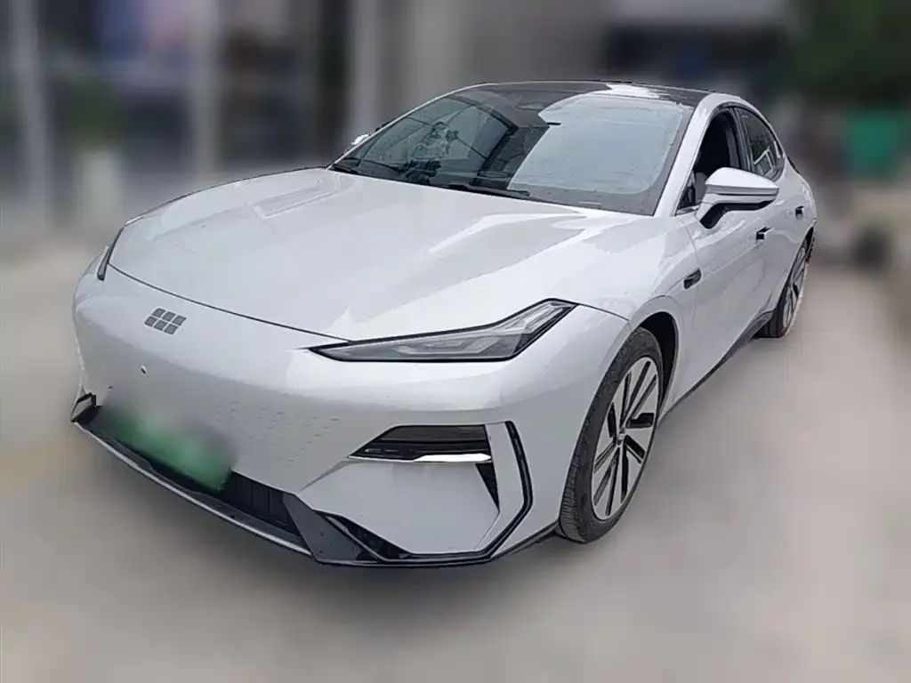 Geely Galaxy E8