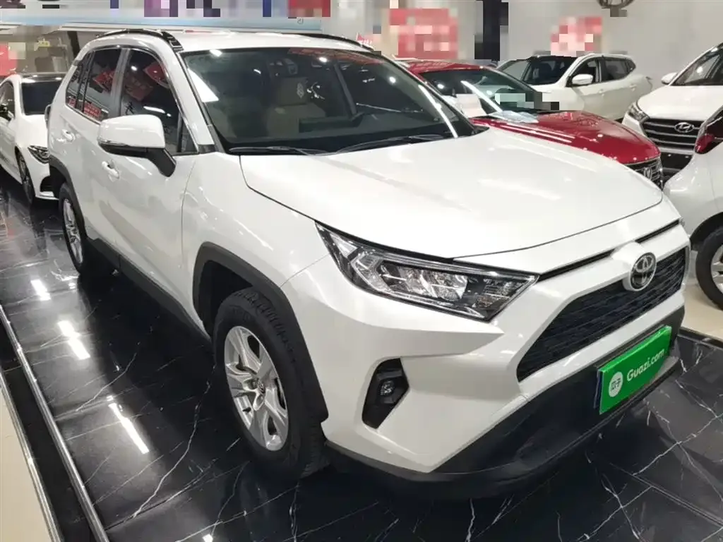 Toyota RAV4 2023 из CN, фото 5