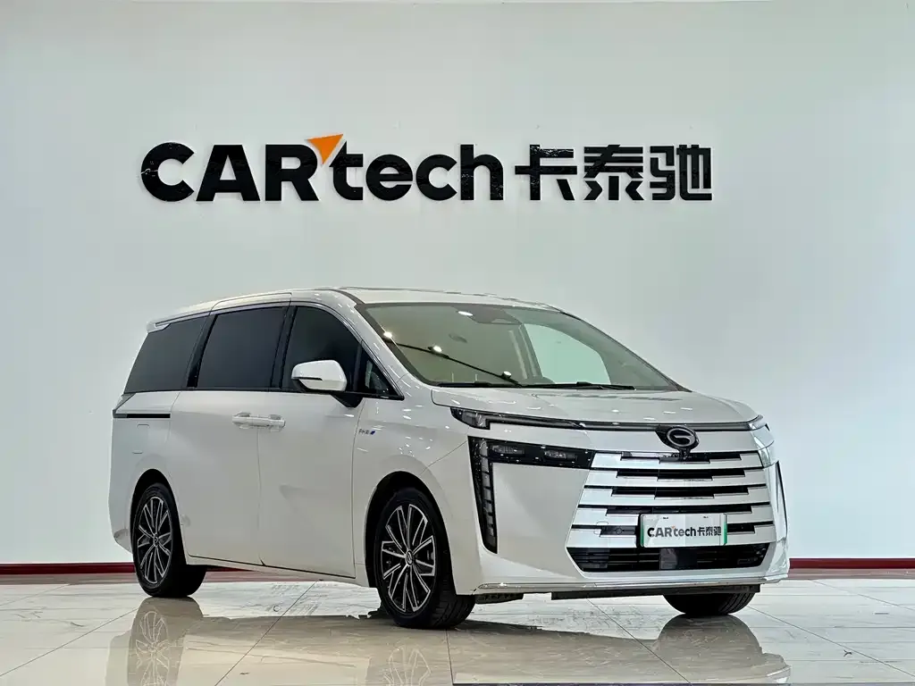 GAC Motor 传祺E8 PHEV — фото 3