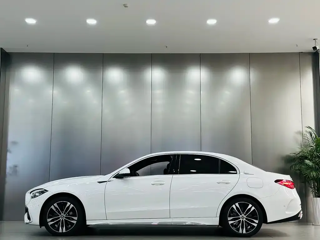 Mercedes-Benz C-Class New Energy 2023 из CN, фото 2