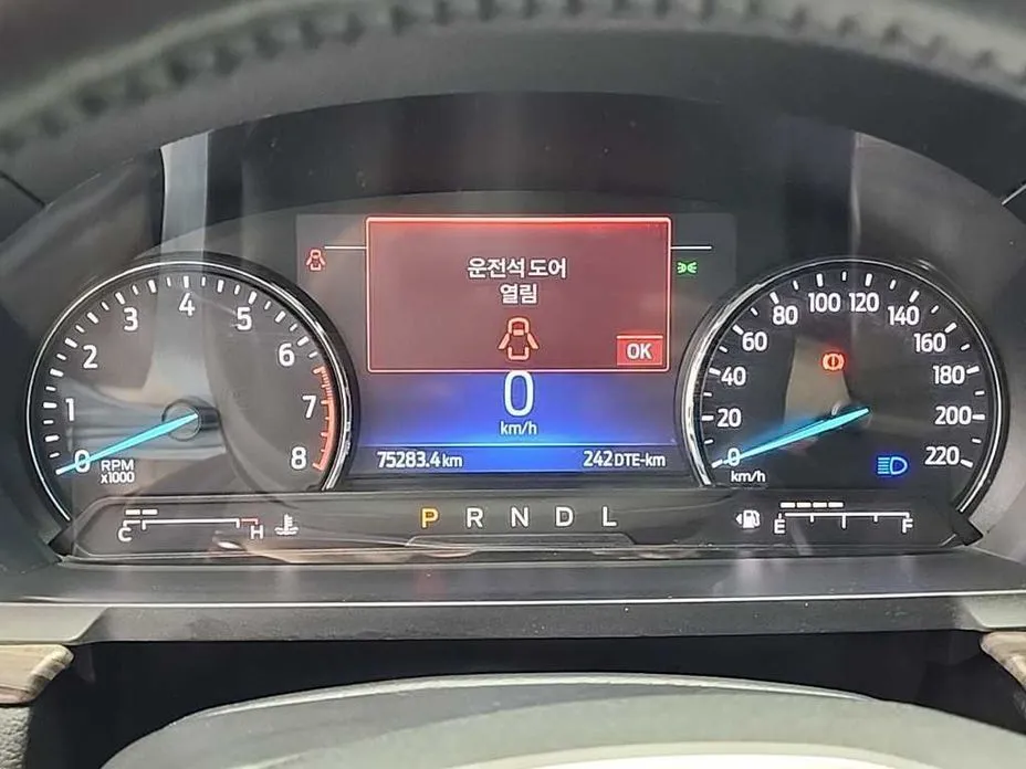 Ford Explorer 2022 из KR, фото 3