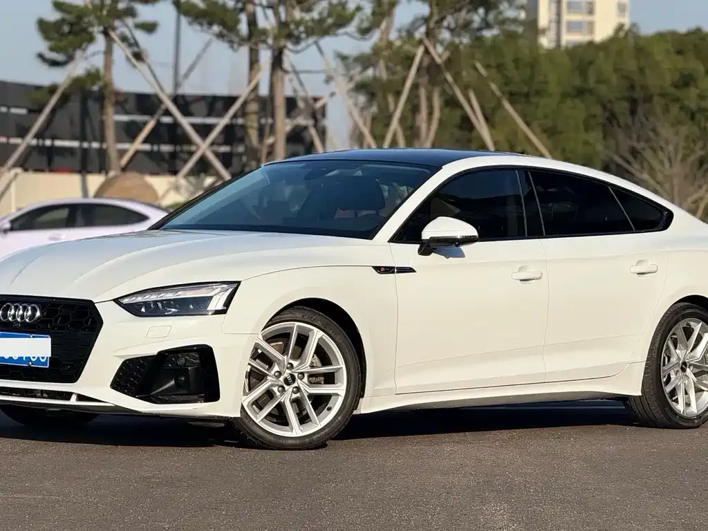 Audi A5 (Import)