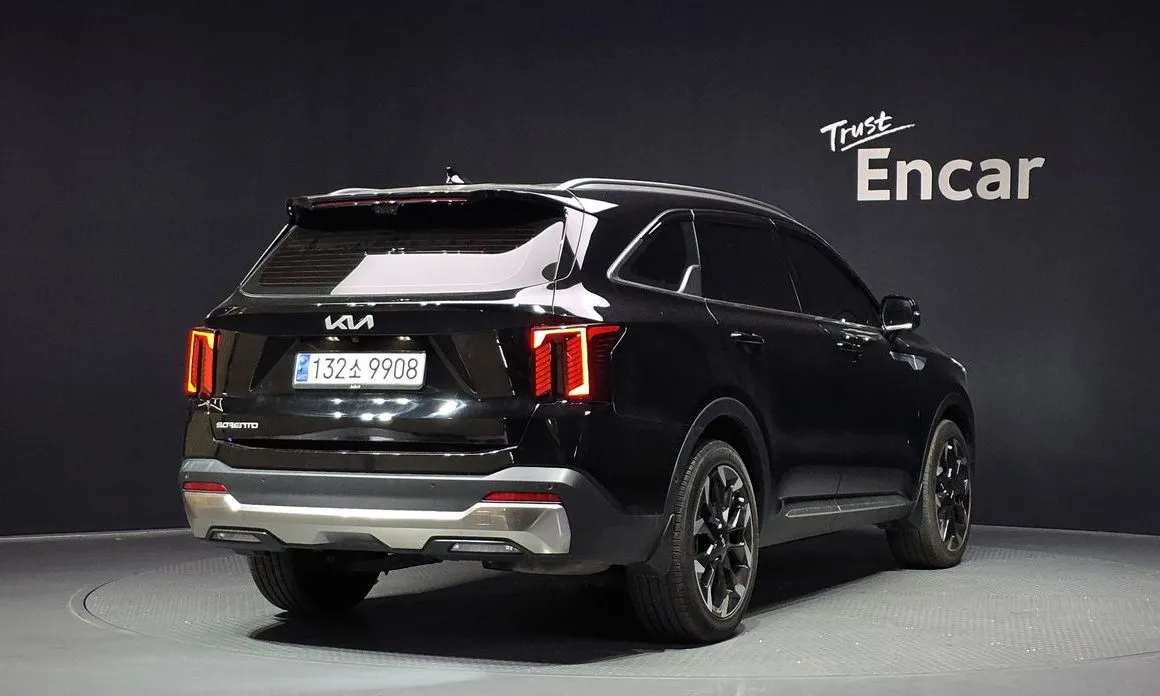 Kia Sorento — фото 5