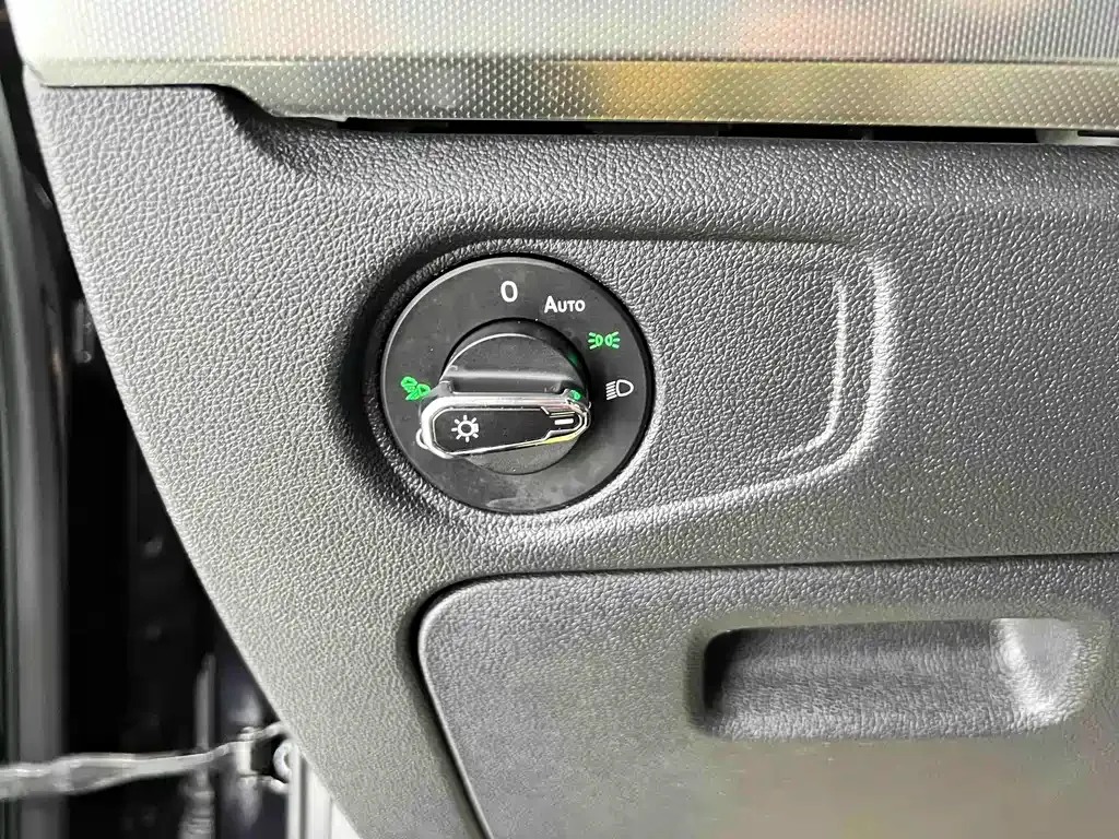 Volkswagen Passat — фото 10