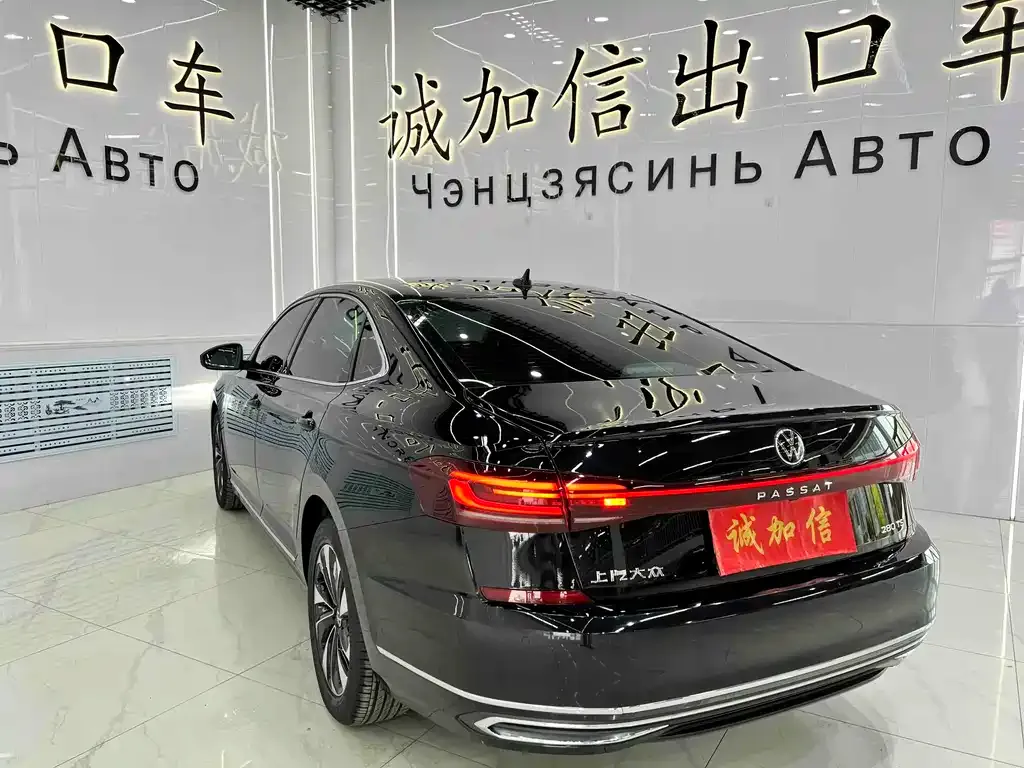 Volkswagen Passat — фото 6