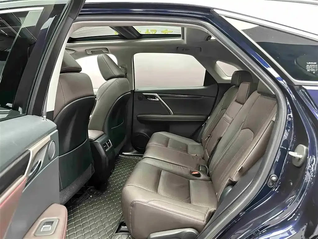 Lexus RX — фото 2