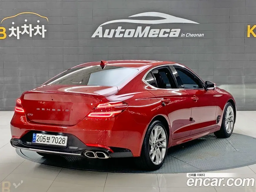Genesis G70 — фото 2