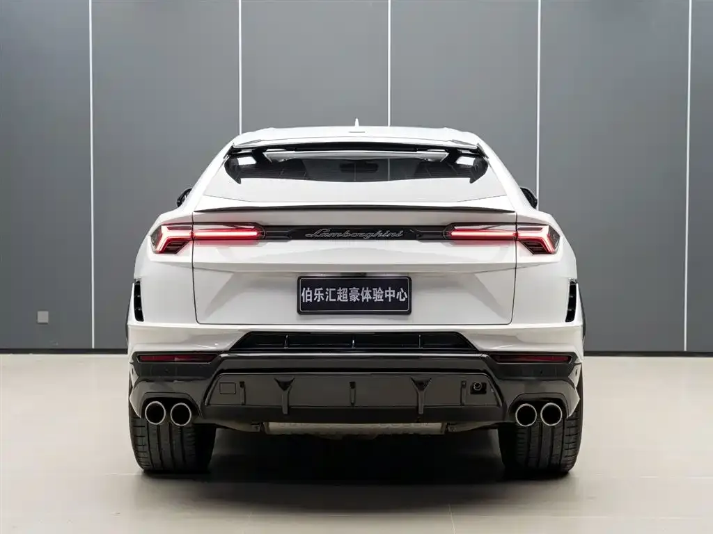 Lamborghini Urus 2024 из CN, фото 3