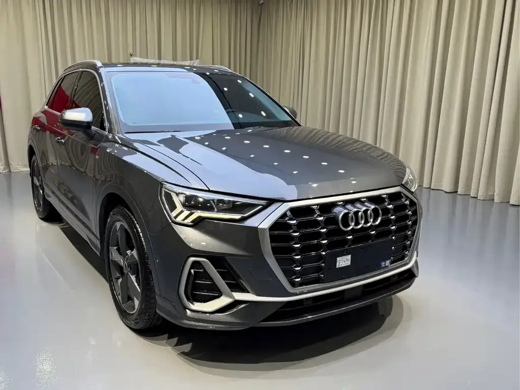 Audi Q3 2023 из CN, фото 9