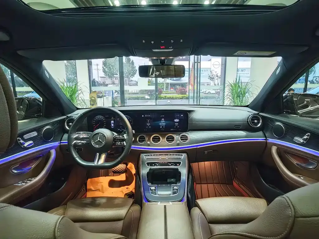 Mercedes-Benz E-Class 2023 из CN, фото 8
