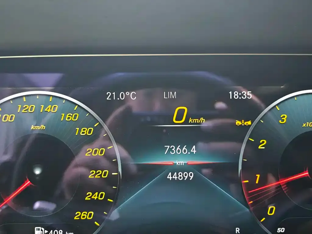 Mercedes-Benz E-Class 2023 из CN, фото 2