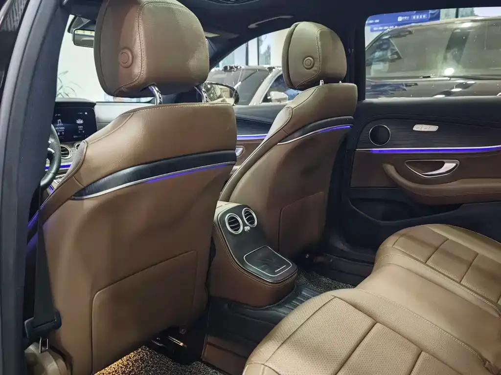 Mercedes-Benz E-Class 2023 из CN, фото 4