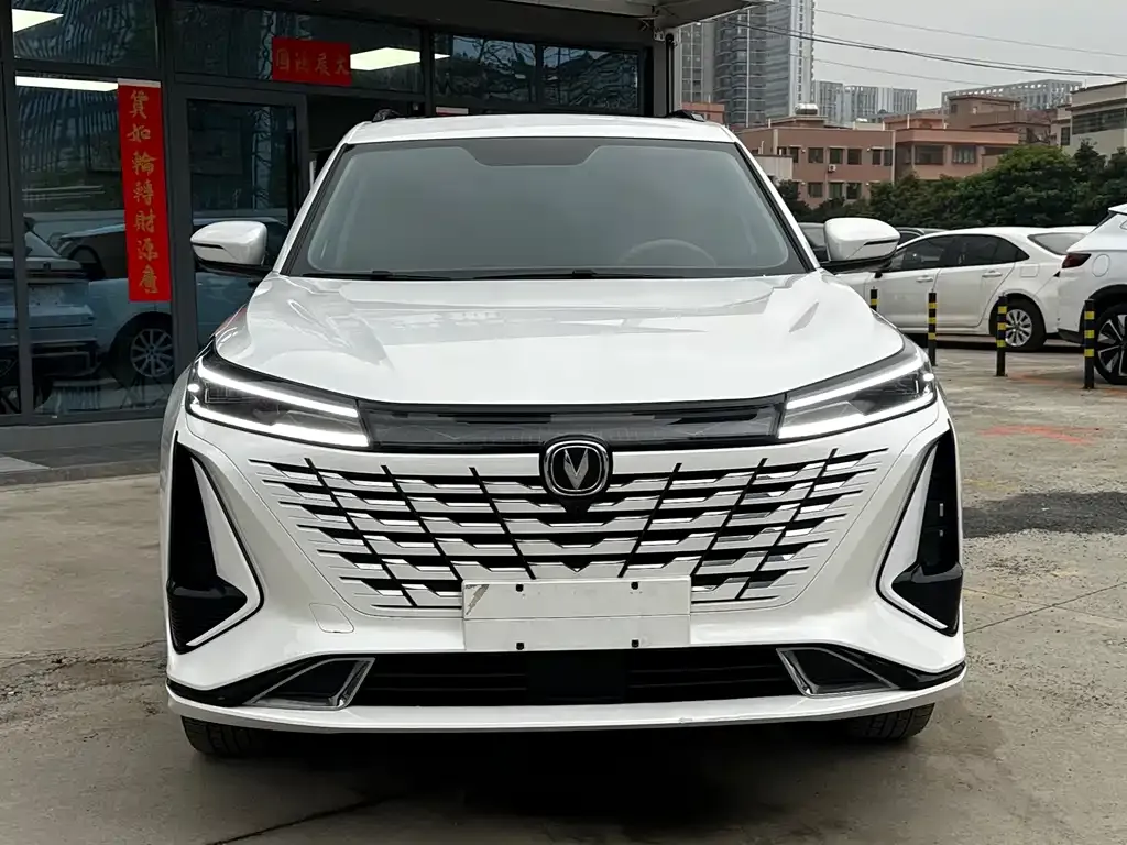 Changan CS75PLUS 2023 из CN, фото 2