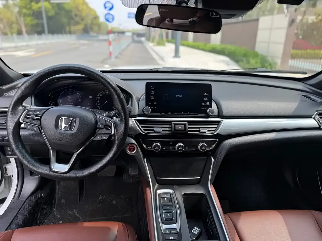 Honda Inspire 2023 из CN, фото 3
