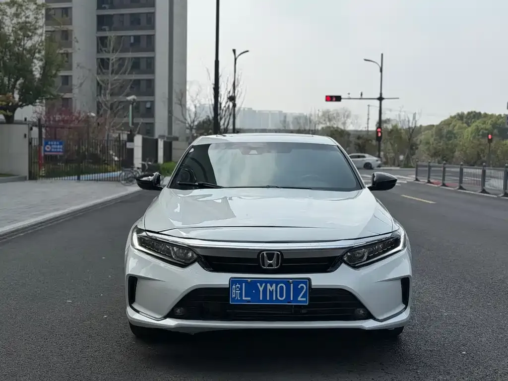 Honda Inspire 2023 из CN, фото 2