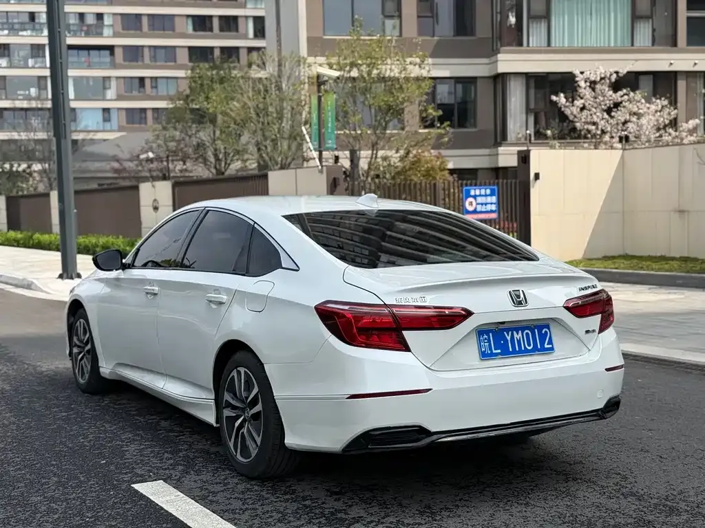 Honda Inspire 2023 из CN, фото 5