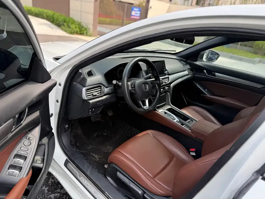 Honda Inspire 2023 из CN, фото 6