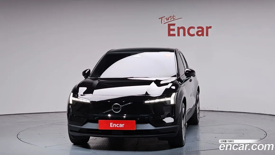 Volvo EX30 2025 из KR, фото 4