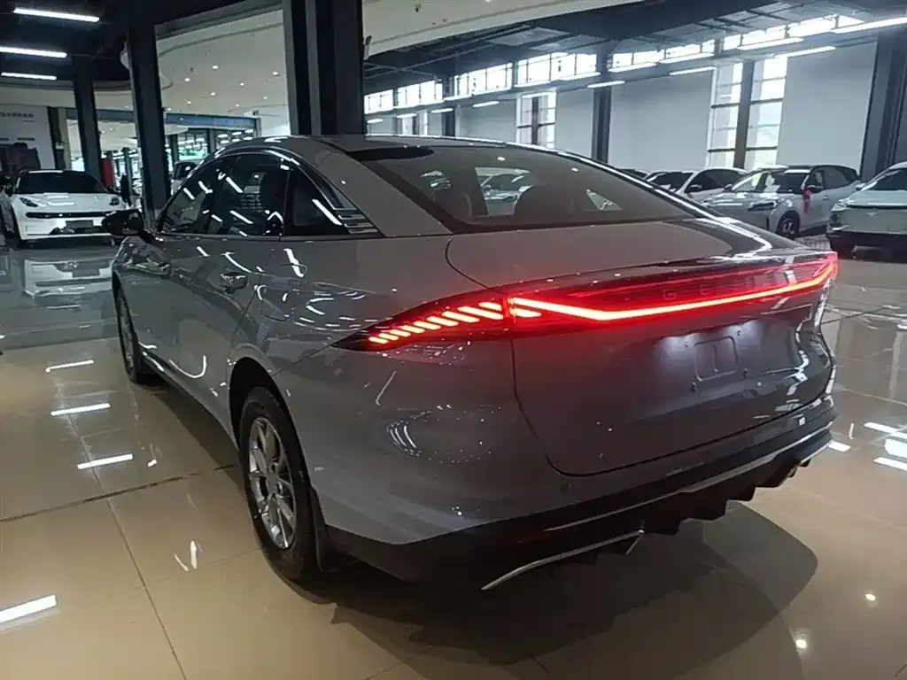 Geely Galaxy L6 2025 из CN, фото 10