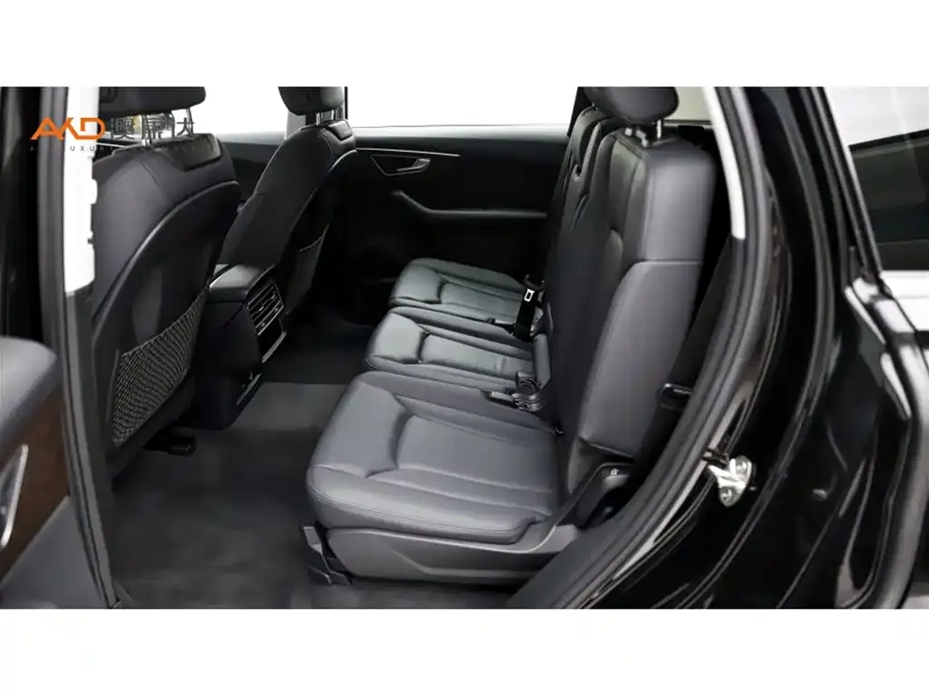 Audi Q7 2022 из CN, фото 4