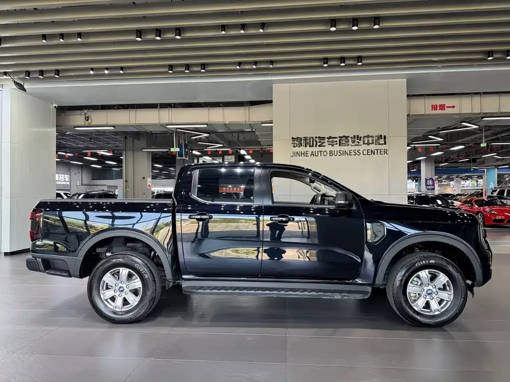 Ford Ranger — фото 10