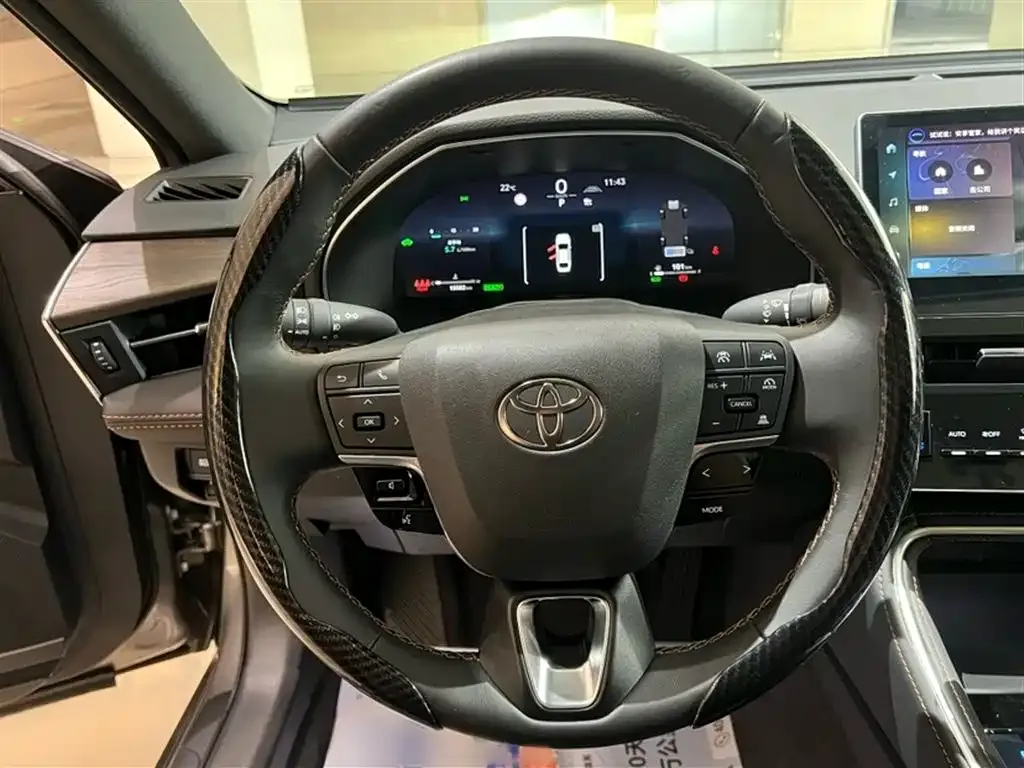 Toyota Avalon — фото 10
