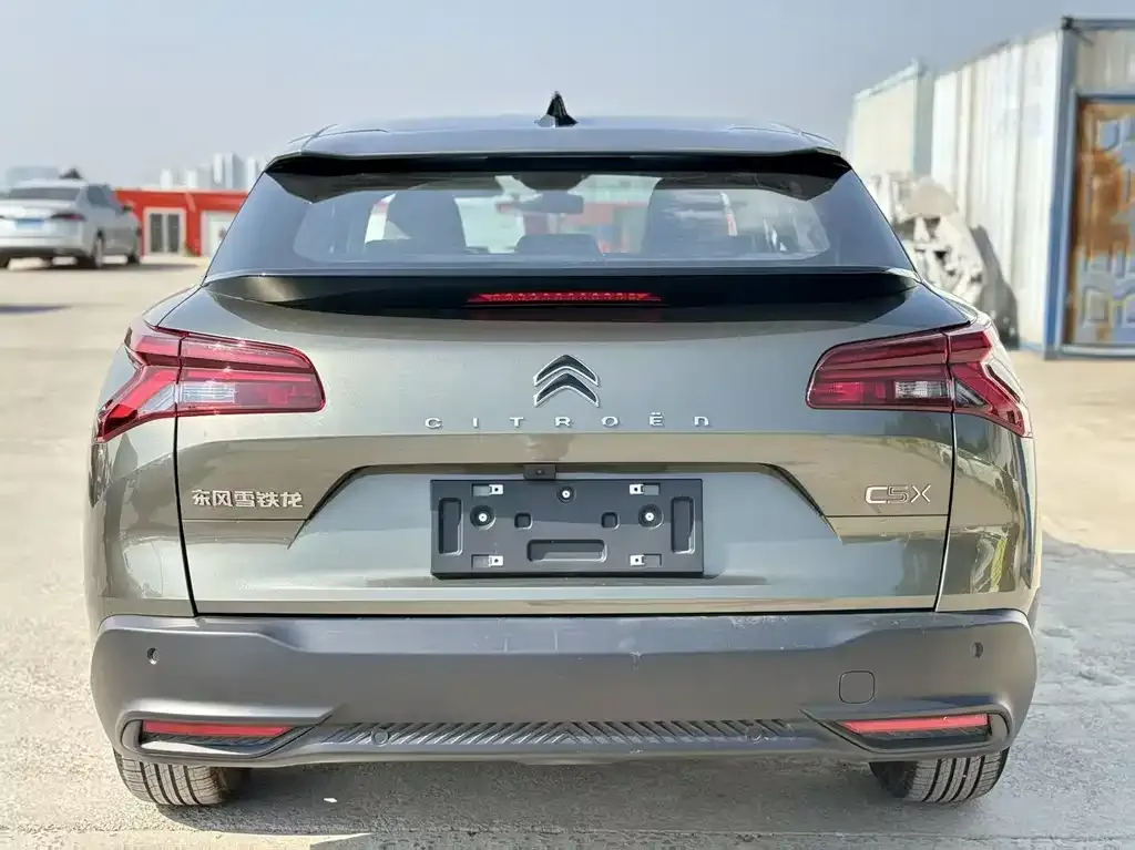Citroen C5 X 2025 из CN, фото 3