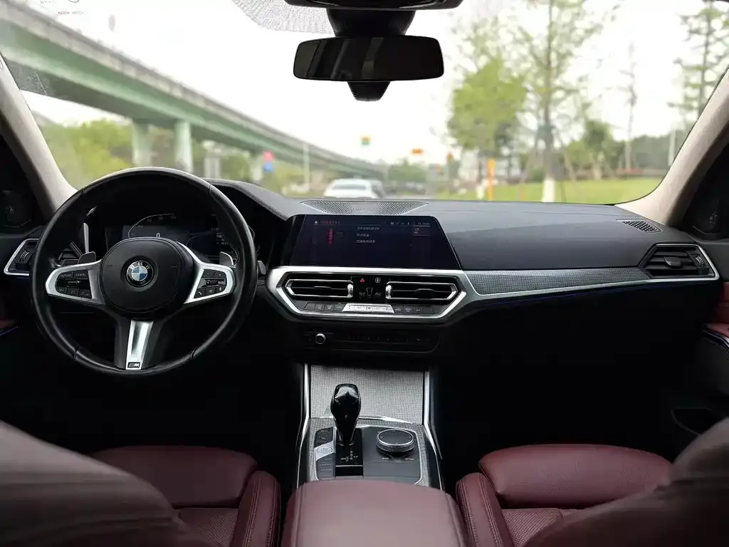 BMW 3 Series 2022 из CN, фото 5