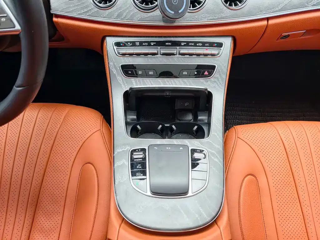 Mercedes-Benz CLS — фото 2